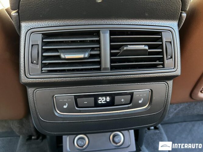 Audi Q7 54 interauto-car