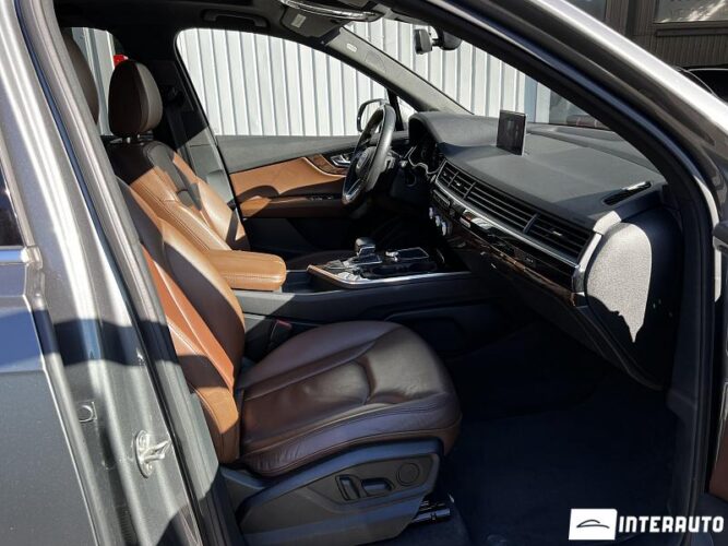 Audi Q7 41 interauto-car