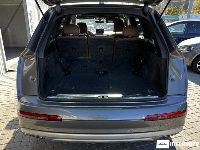 Audi Q7 59 interauto-car