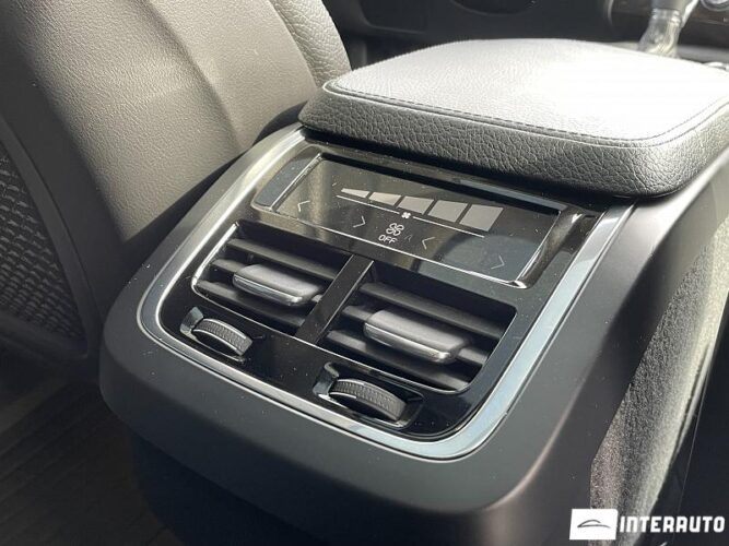 Volvo XC 90 47 interauto-car