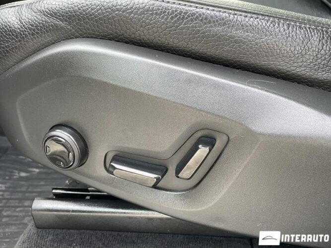 Volvo XC 90 48 interauto-car