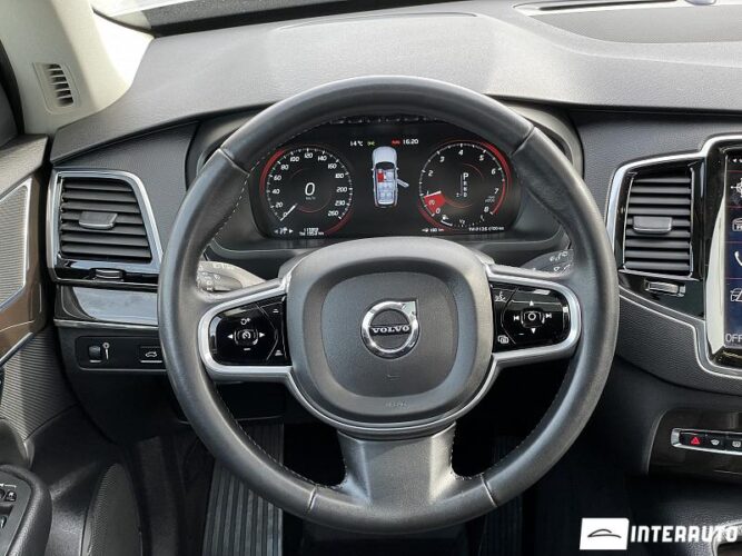 Volvo XC 90 41 interauto-car