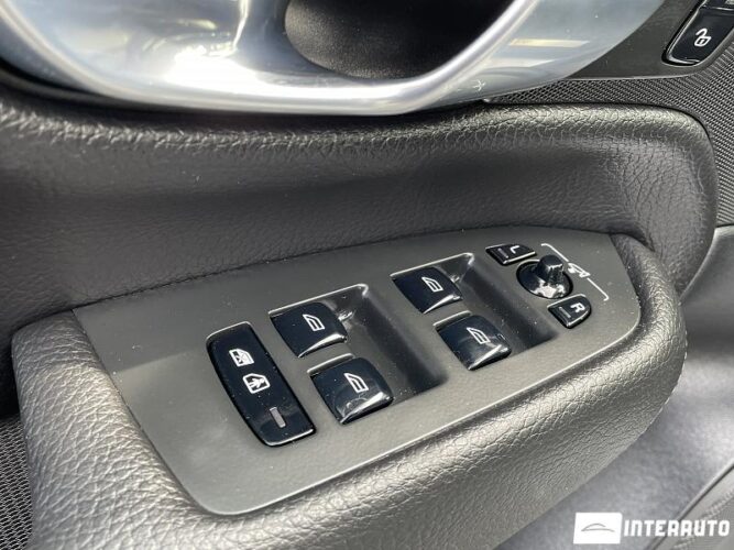 Volvo XC 90 50 interauto-car