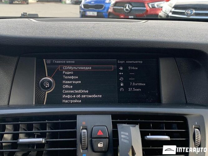 BMW X3 2.0D 35 interauto-car