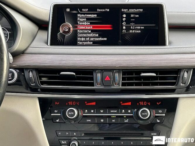 BMW X5 2.5D 43 interauto-car