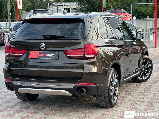 BMW X5 2.5D 33 interauto-car