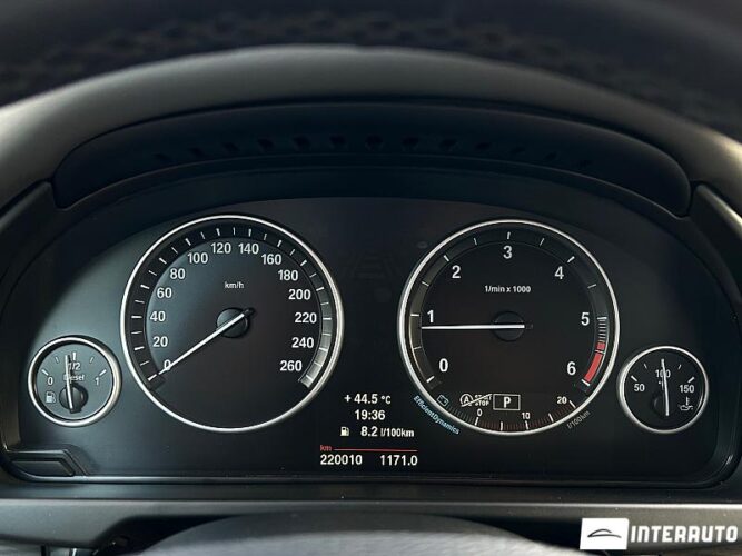 BMW X5 2.5D 42 interauto-car