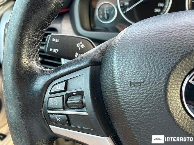 BMW X5 2.5D 40 interauto-car