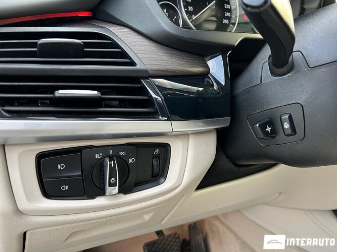 BMW X5 2.5D 38 interauto-car