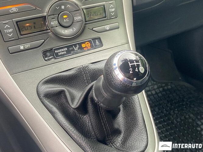 Toyota Auris 37 interauto-car