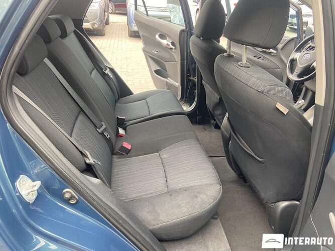 Toyota Auris 33 interauto-car