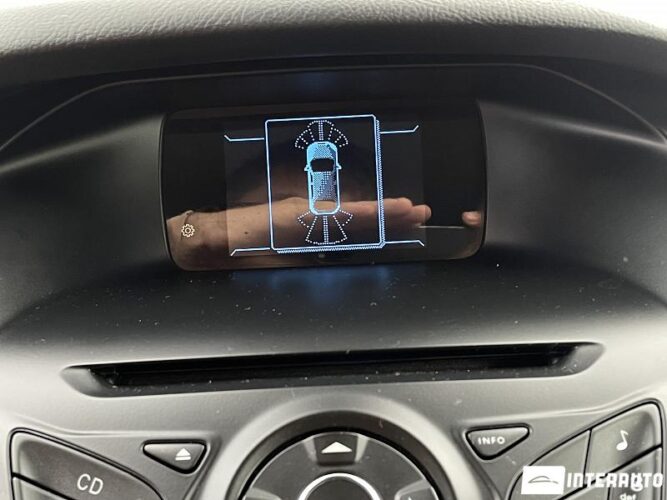 Ford Focus 45 interauto-car