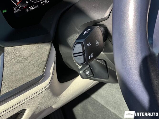 BMW X7 3.0d 53 interauto-car