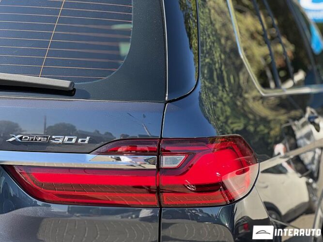 BMW X7 3.0d 44 interauto-car