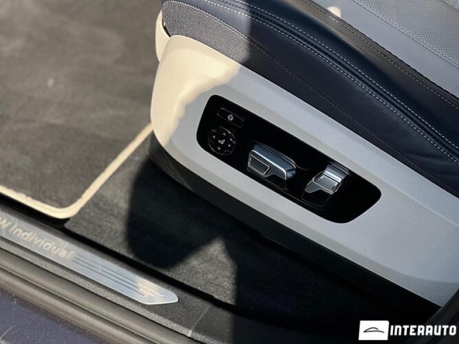 BMW X7 3.0d 49 interauto-car