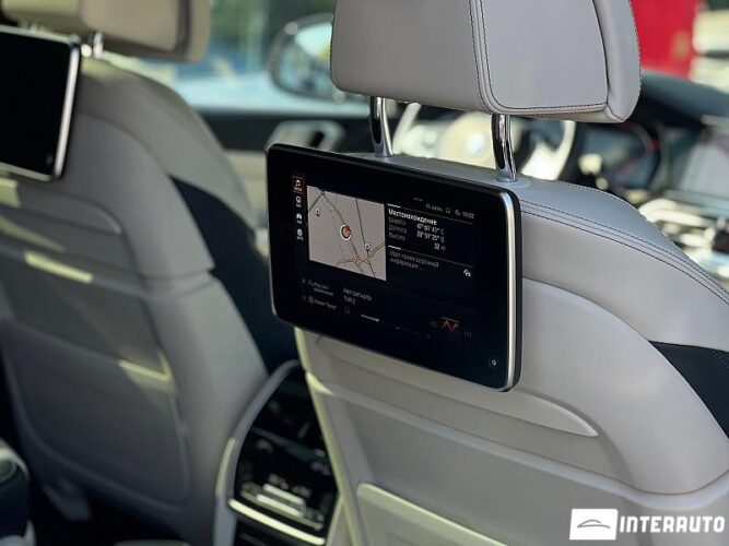 BMW X7 3.0d 62 interauto-car