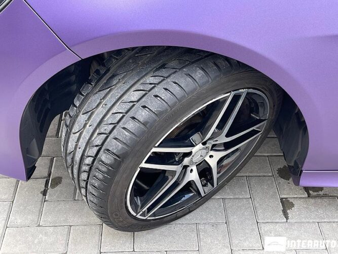 Mercedes E 220 52 interauto-car