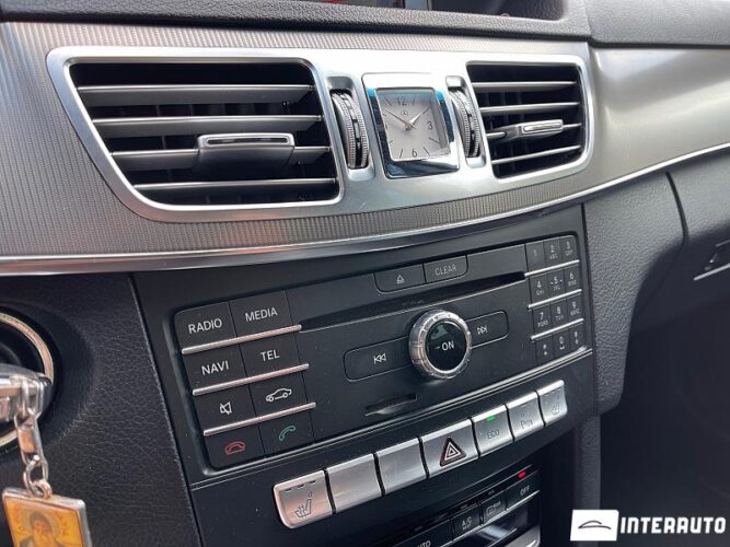 Mercedes E 220 44 interauto-car