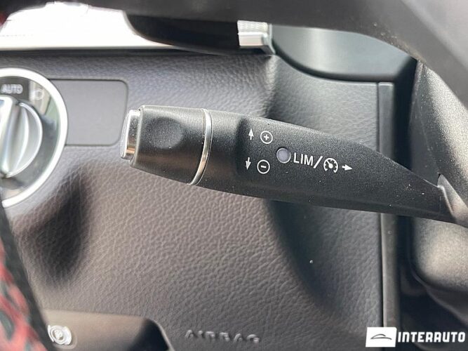 Mercedes E 220 48 interauto-car