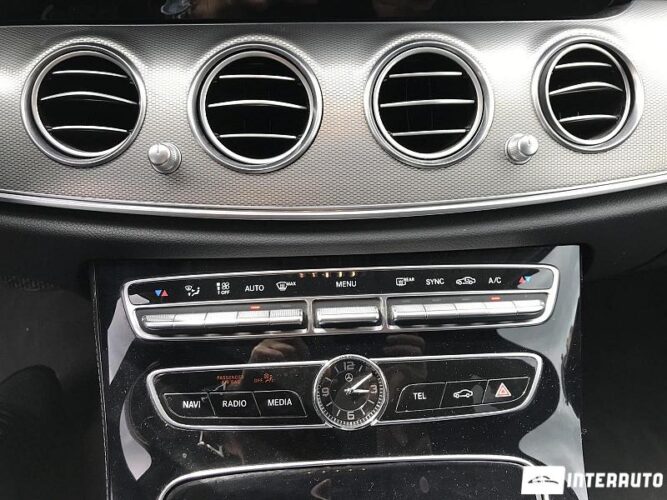 Mercedes E 220 39 interauto-car