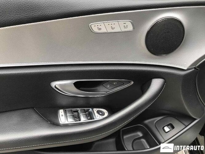 Mercedes E 220 31 interauto-car