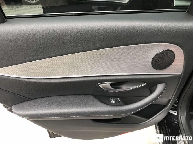 Mercedes E 220 41 interauto-car