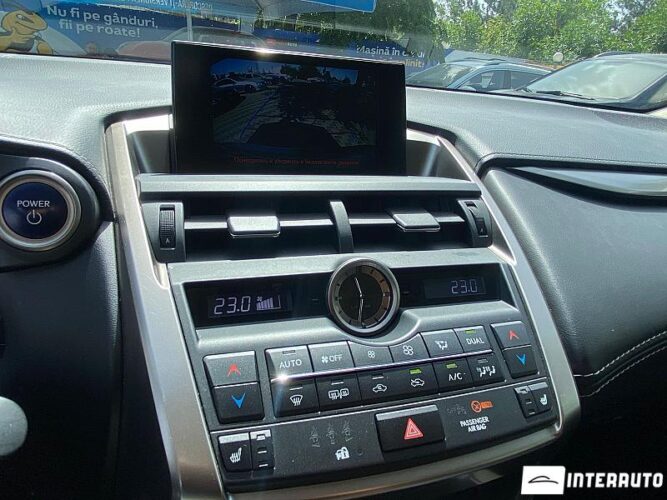 Lexus NX 300H 40 interauto-car