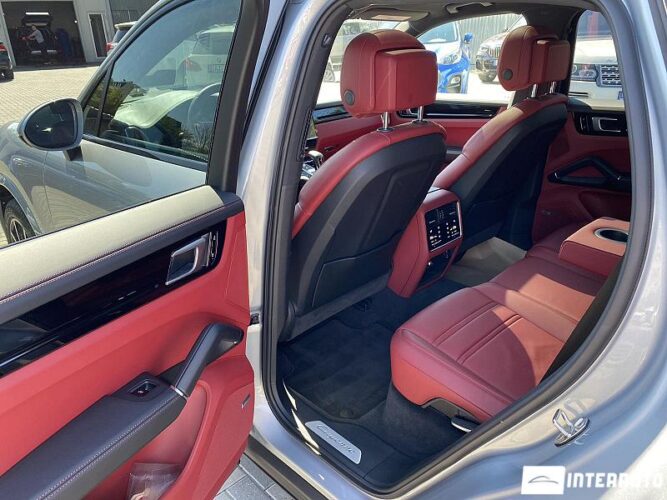 Porsche Cayenne 49 interauto-car