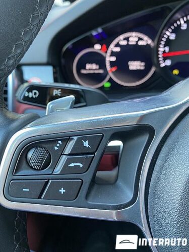 Porsche Cayenne 50 interauto-car