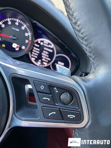 Porsche Cayenne 51 interauto-car