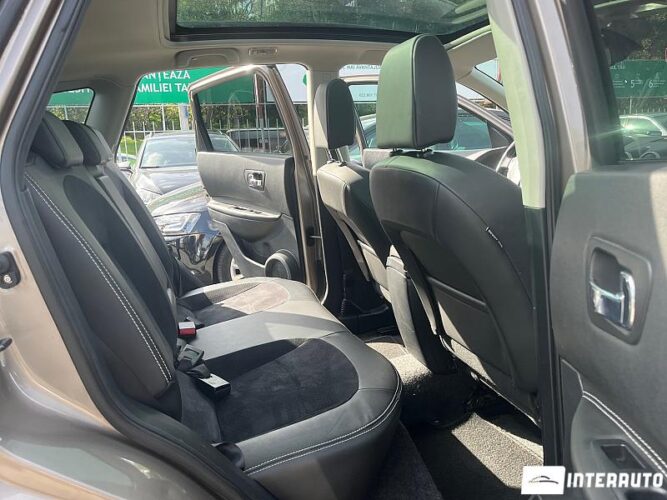 Nissan Qashqai 42 interauto-car
