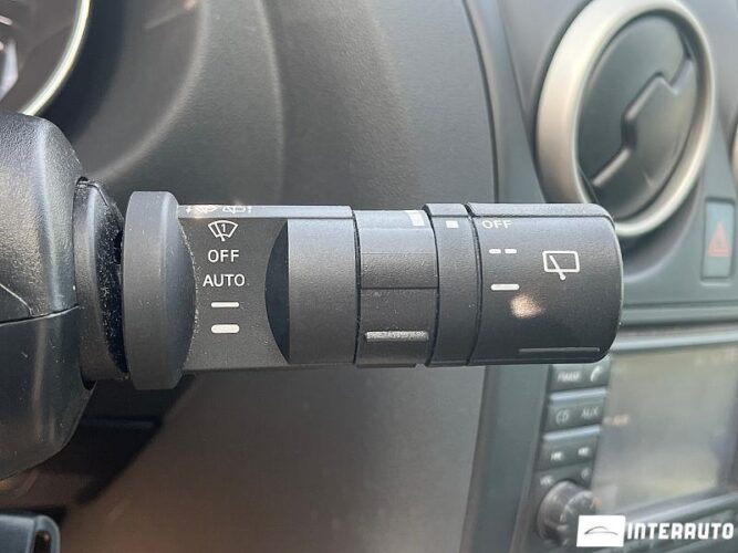 Nissan Qashqai 40 interauto-car