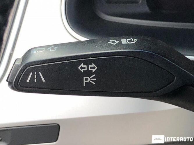 Audi Q7 56 interauto-car