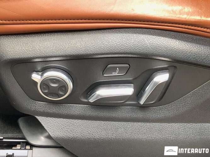 Audi Q7 62 interauto-car