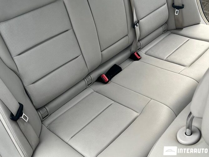 Mercedes E 220 40 interauto-car