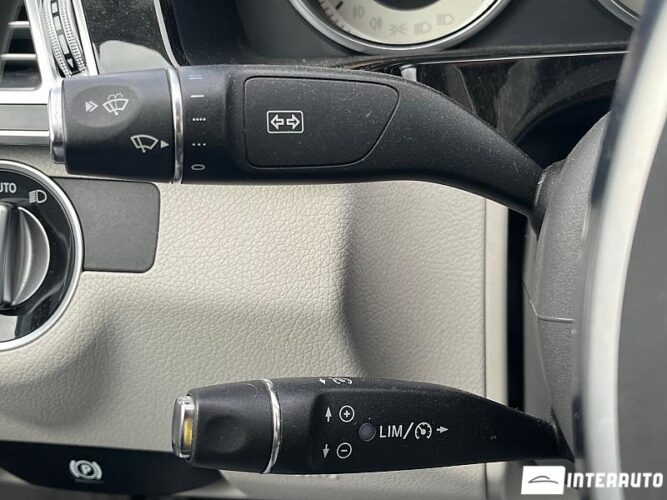 Mercedes E 220 35 interauto-car