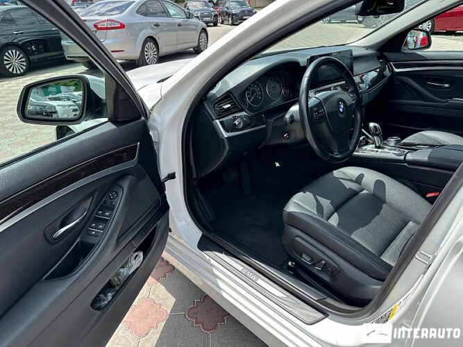BMW 528 36 interauto-car