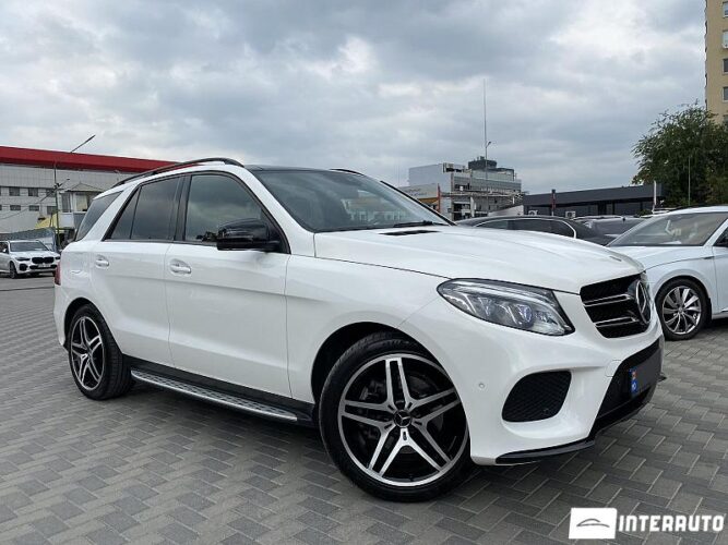 Mercedes GLE 400 36 interauto-car