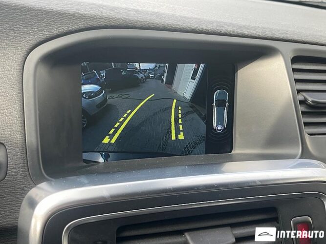 Volvo V 60 39 interauto-car