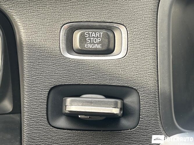 Volvo V 60 40 interauto-car