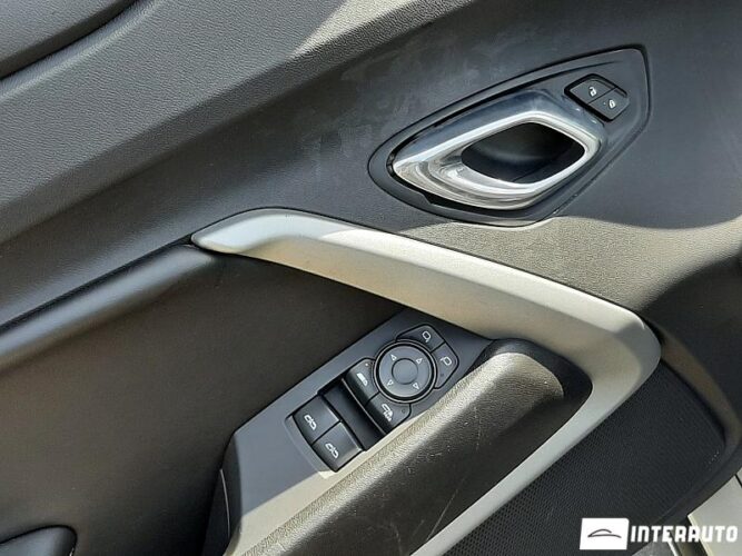 Chevrolet Camaro 34 interauto-car