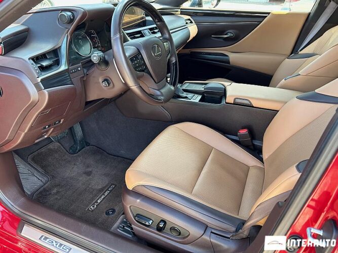 Lexus ES 300h 35 interauto-car