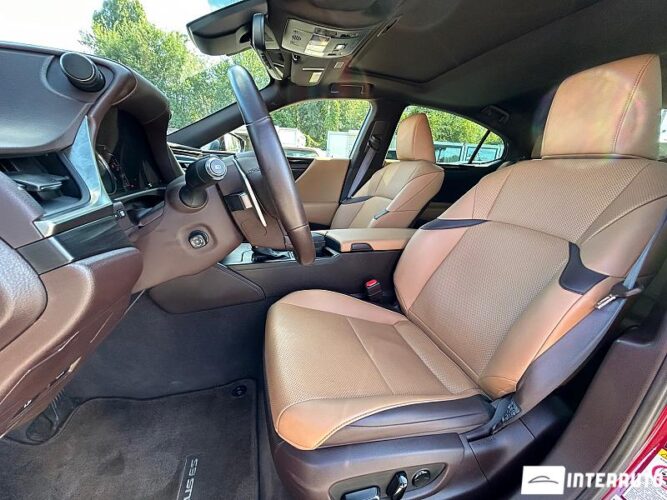 Lexus ES 300h 33 interauto-car