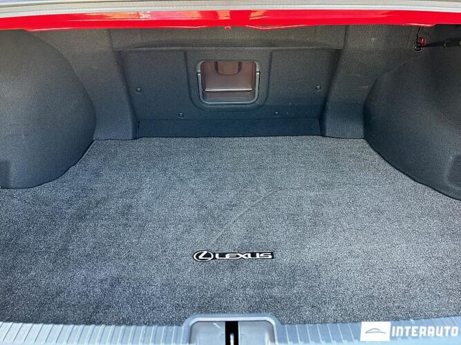 Lexus ES 300h 45 interauto-car