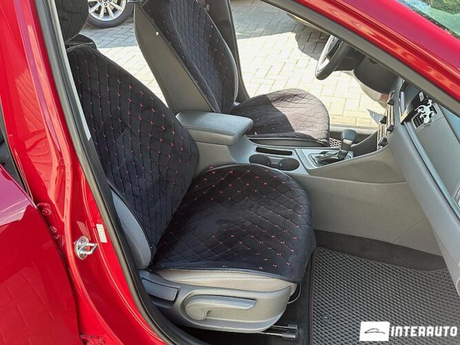 Kia Niro 33 interauto-car