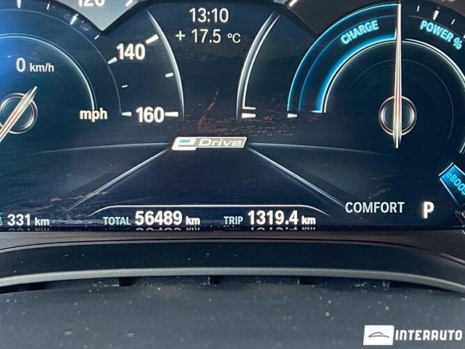 BMW 530e 41 interauto-car