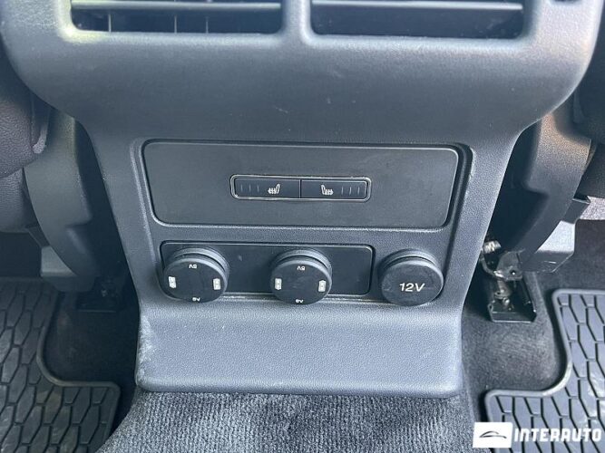 Jaguar F-Pace 49 interauto-car