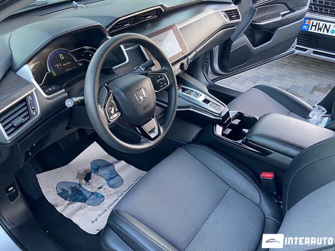 Honda Clarity 37 interauto-car
