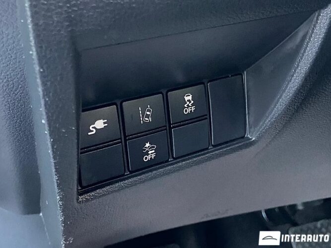 Honda Clarity 38 interauto-car