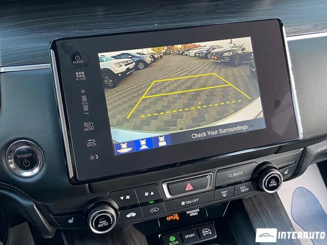 Honda Clarity 42 interauto-car